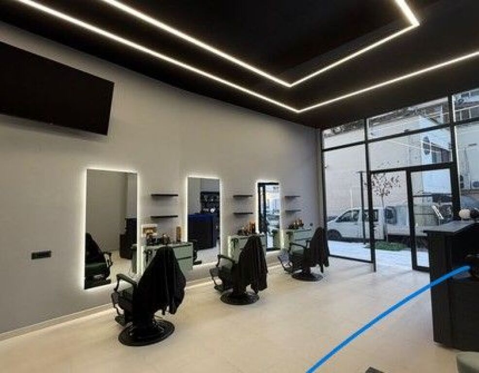 For sale, Barber Shop Business, New Bazaar, Tirana.