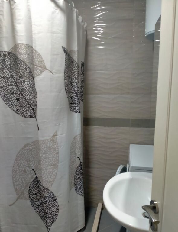 Apartment 2+1 for rent near Nene Tereza Hospital