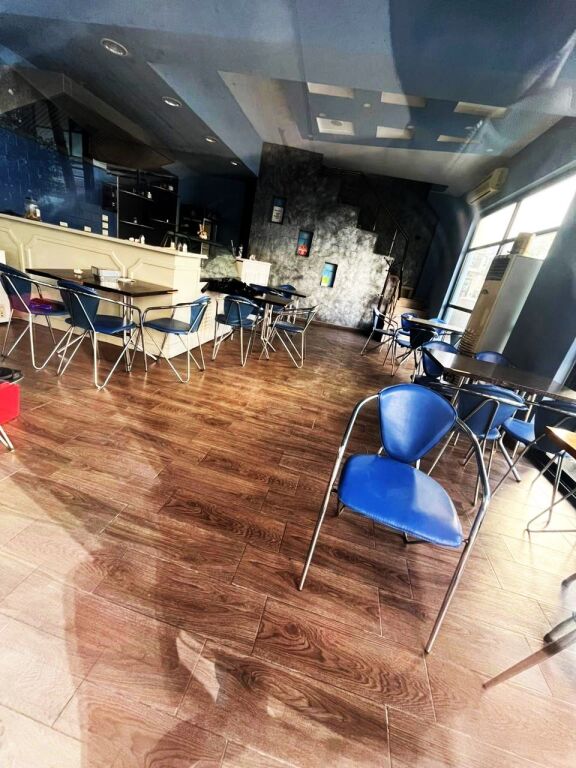 Locale ristorante in affitto, 120 m², 1.000 € a Laprake