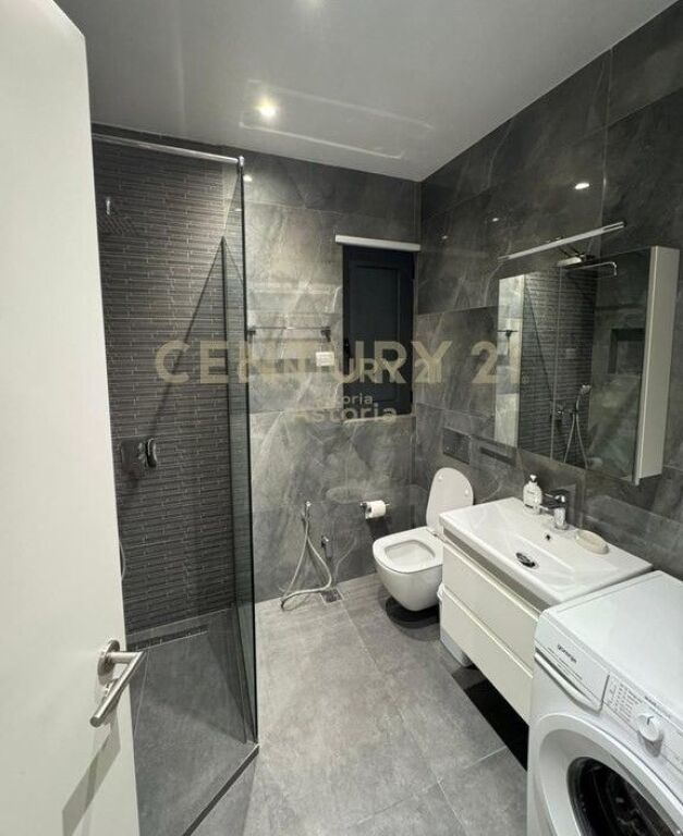 Astir, Jepet me qira apartament 1+1 rruga "Teodor Keko".