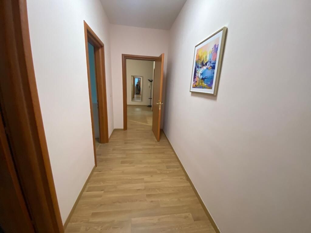 In affitto 2+1+2+parcheggio Giardino Zoologico 720€
