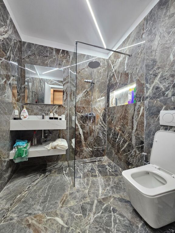 2+1 APARTMENT FOR SALE ON THE BEACH, DURRËS – NEAR PELIKAN PASTRY SHOP