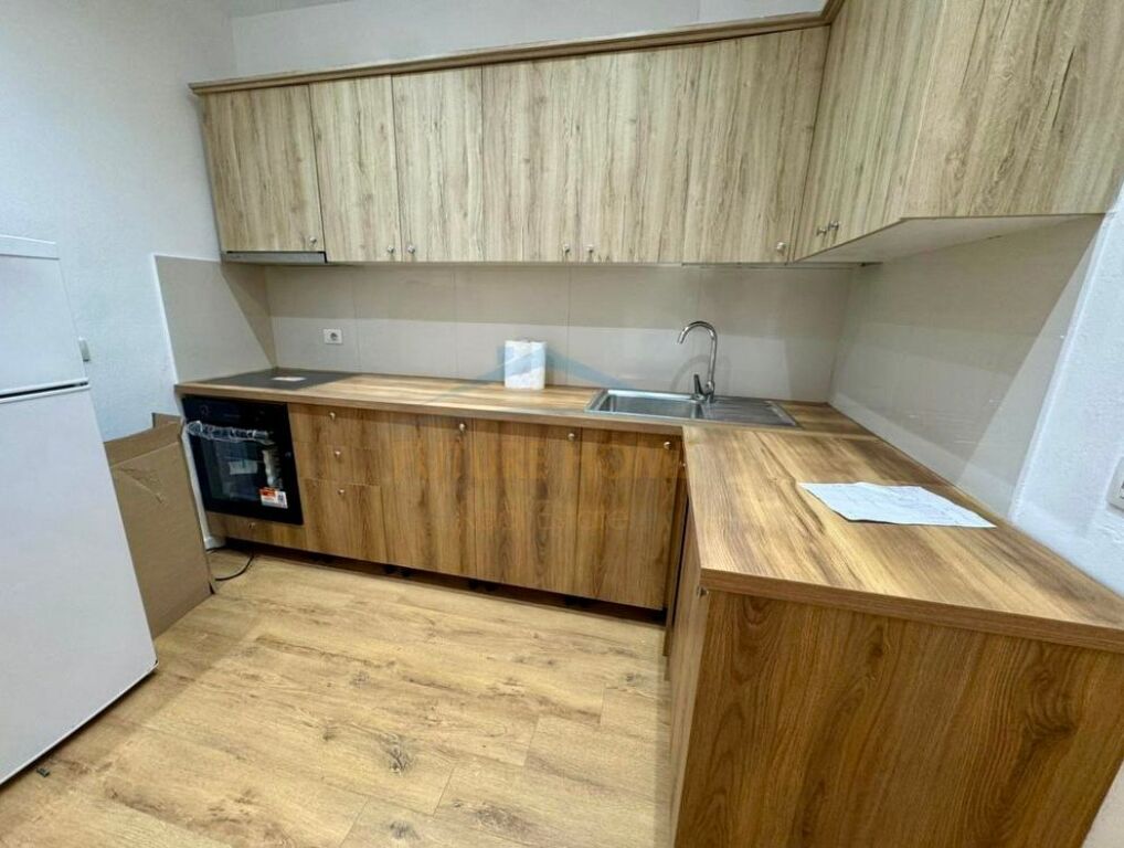 Rent, Apartment 1+1, Myslym Shyr, Tirane.