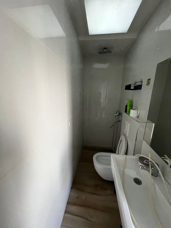 In vendita 1+1 al Lago Secco