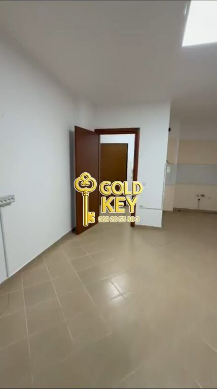 SHITET 2+1+2+2 BALLKONE VIJE E PARE DHE PAMJE ME DETIN