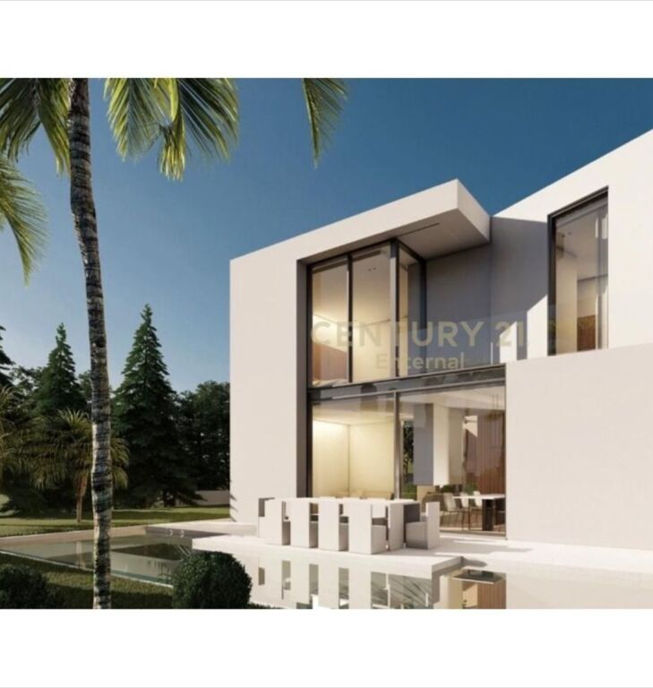 Villa in Vendita con Piscina a Farke (Daias) 800.000 € Sup. Totale 475m2