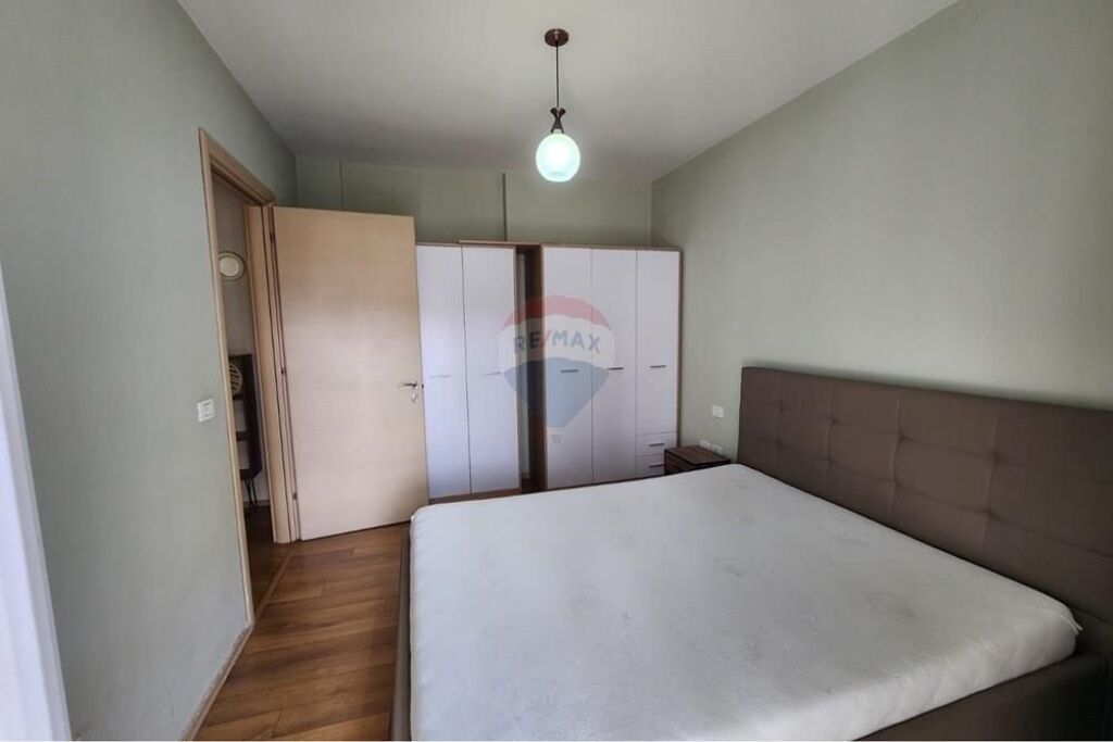 Apartament 1+1 per qira te Kompleksi AnA!