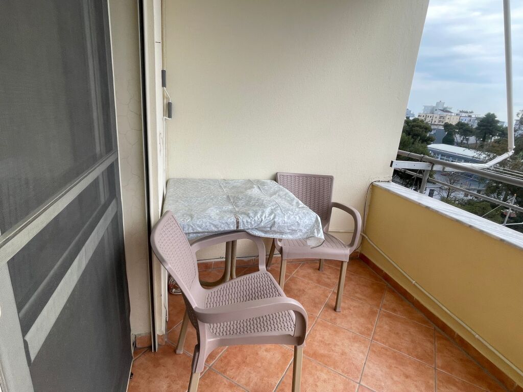 Apartment 1+1 for rent in the Plazh Iliria area, Durrës.