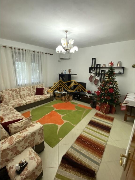 SHITET SHTEPI PRIVATE NE PORTO ROMANO DURRES !!