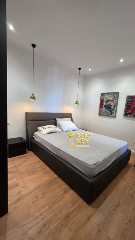 🌊 Shitet Apartament 1+1 me Pamje Deti Rruga e Portit, Durrës