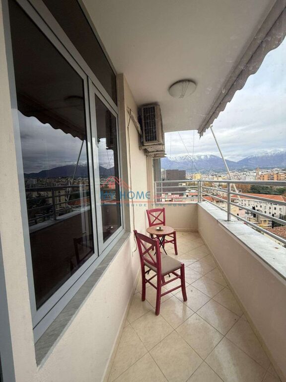 Appartamento 2+1 in affitto Centro a Tirana