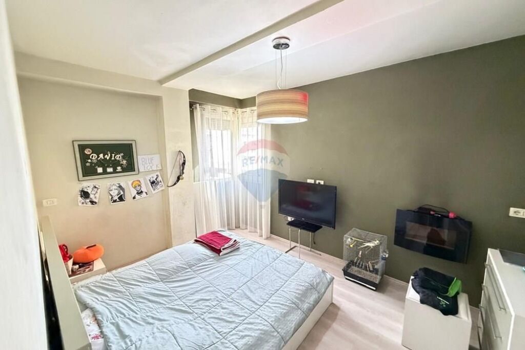 Appartamento - In Vendita - Comune di Parigi, Tirana