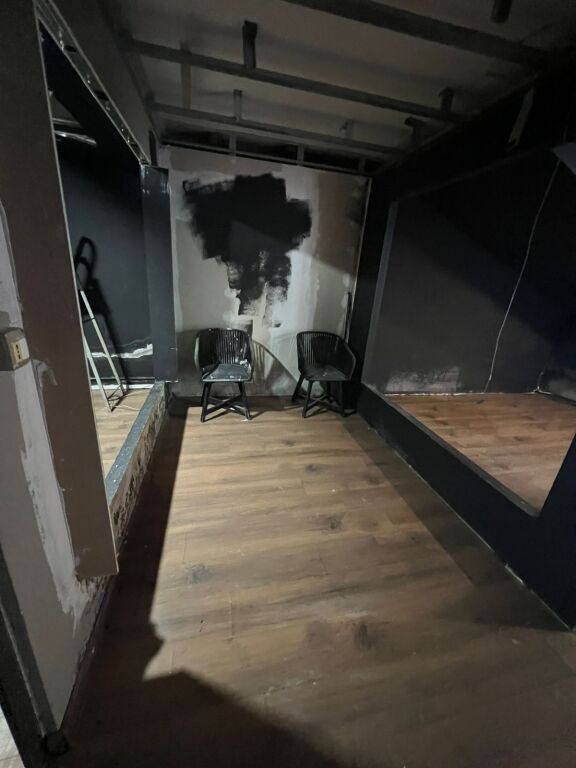 AFFITTASI NEGOZIO 70M2 VICINO A GERMAN COMPUTERS