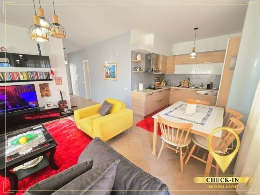 Shitet super apartament 2+1 me 2 veranda tek Kodra e Diellit