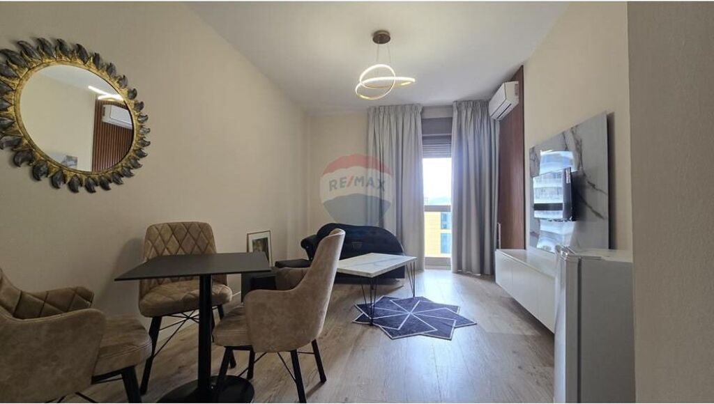 🏡 Appartamento 2+1 in Affitto – Centro, Piazza Skënderbej