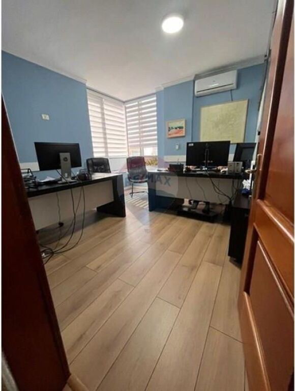 Appartamento - In Affitto - Via Abdi Toptani, Tirana