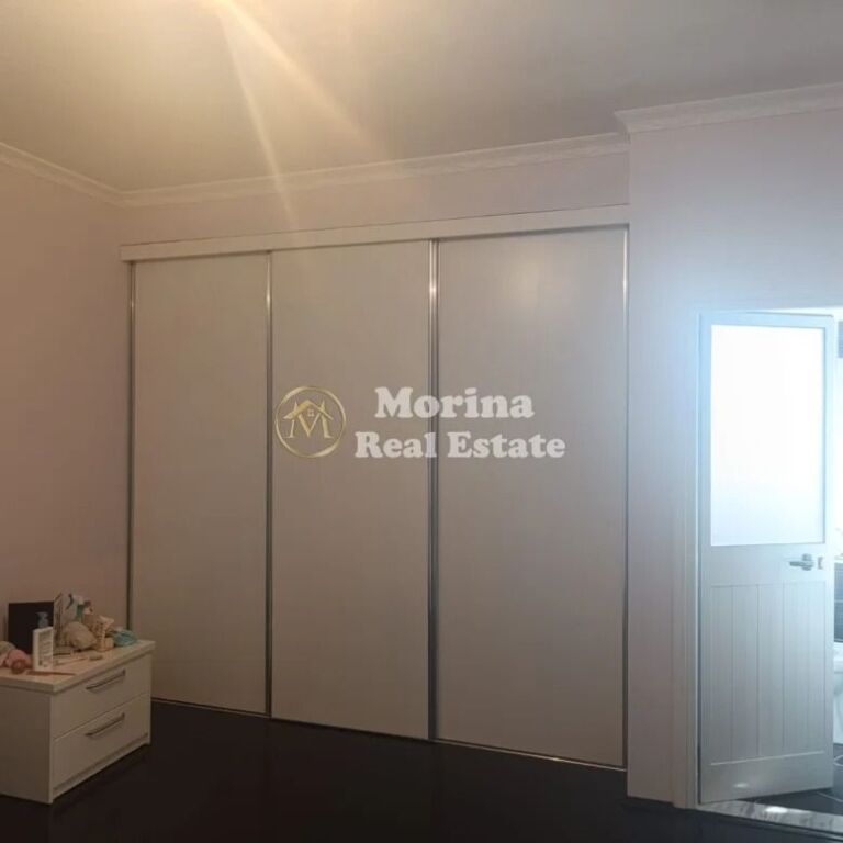 Vendita | Villa 8 + 1 | Durazzo | 630000 €