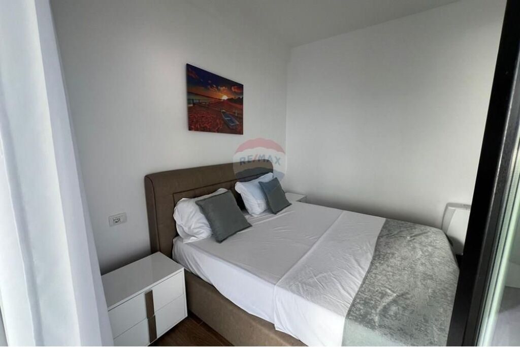 🏡 Apartament 2+1 + parkim për shitje – Shëngjin (Kune, Lezhë)