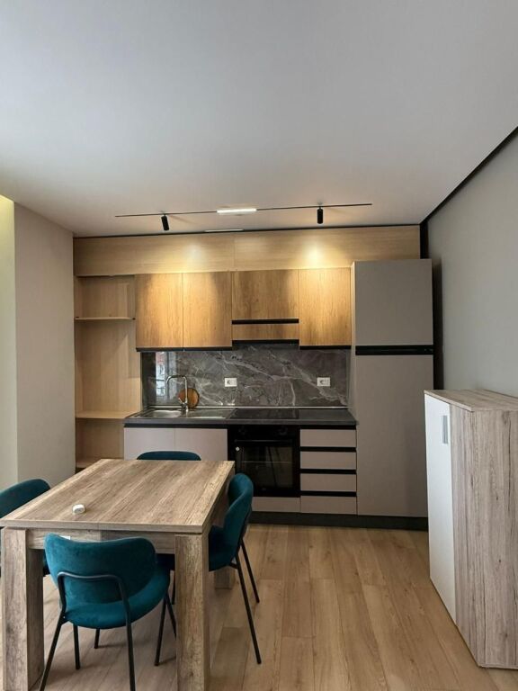 *APARTAMENT 1+1 PER QERA NE*selite*