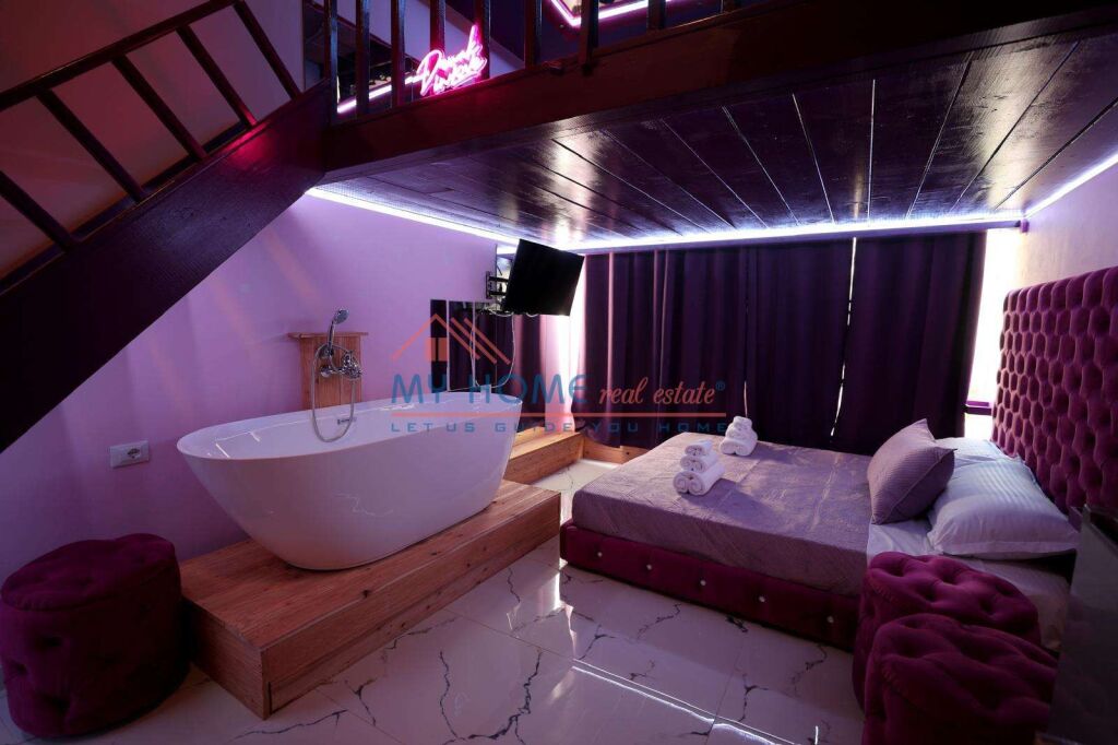 16 Apartamente Duplex me Qira ne Sarande