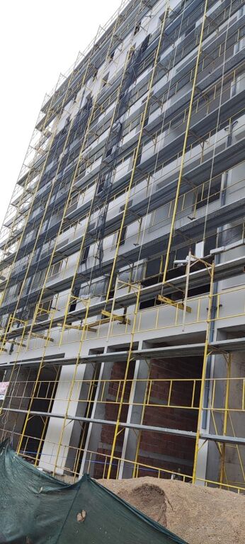 🏠Shitet Apartament 2+1 ne ndertim ne Ali Dem