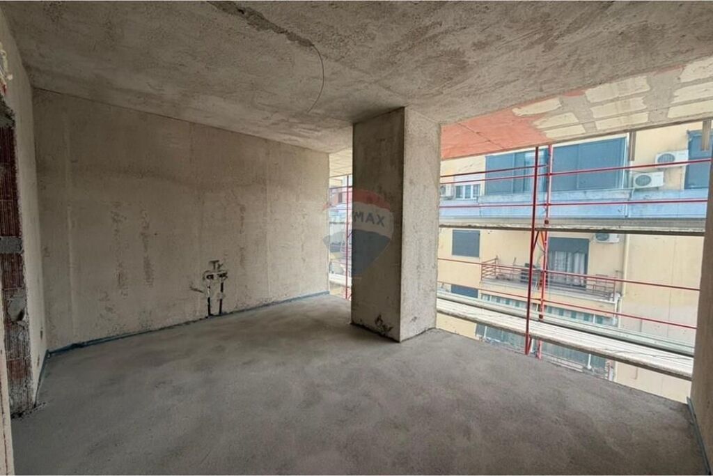 Duplex for sale at White Tower !