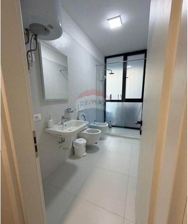 Apartament 2+1+2+Parkime me qera Pocelan