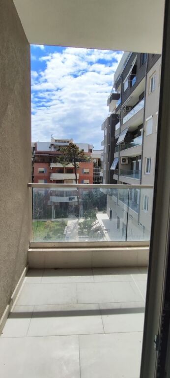 🏡 Shitet Apartament 2+1 në Golem – Ndërtim i Ri