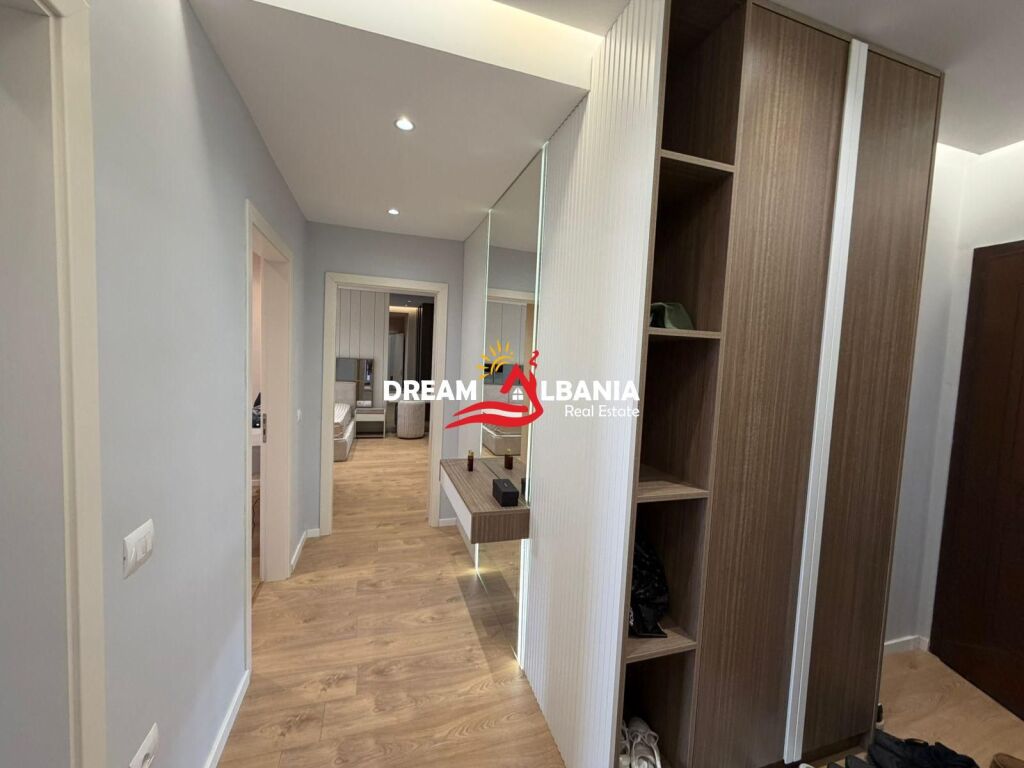 Super apartament 2+1+2 dhe garazh i perfshire ne rrugen e Durresit prane Colosseo (ID 41212201)