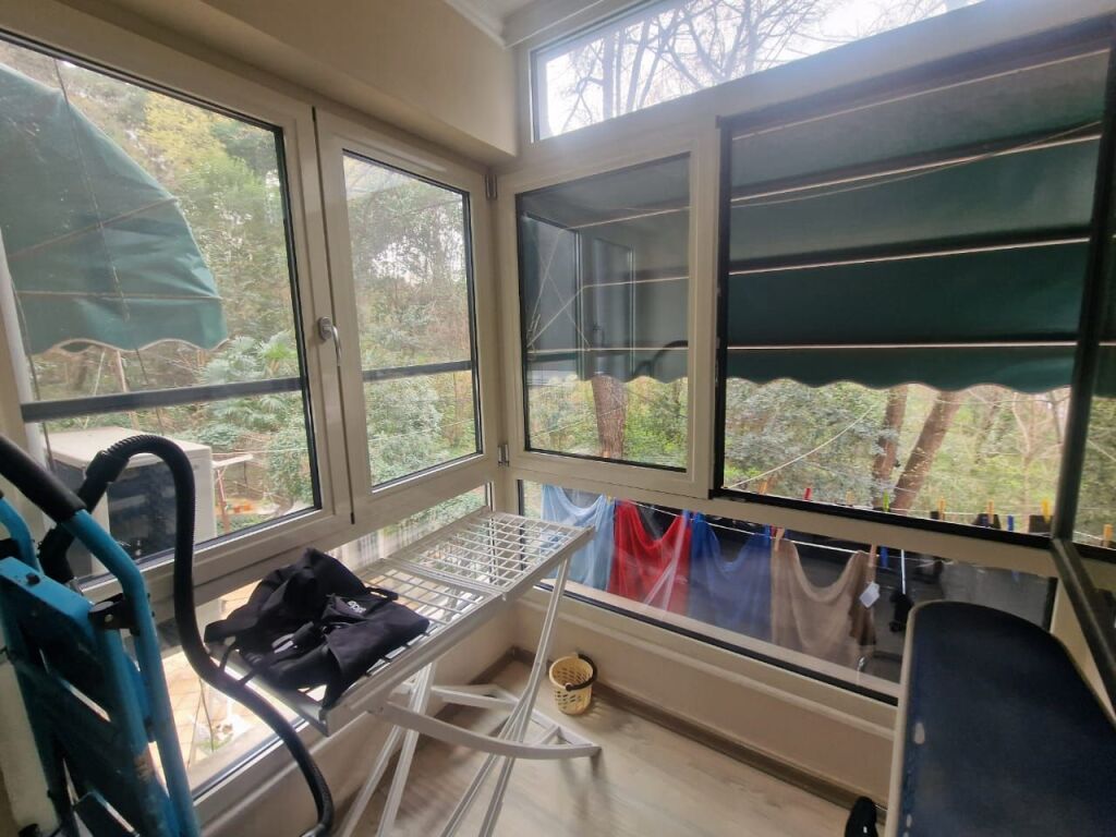 Shitet apartament  2+1+2  mbrapa  Air Albania