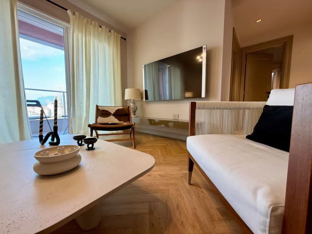 Apartament 2+1 në shitje 📍 Rruga e Elbasanit, pranë Ambasadës Amerikane 🇺🇸