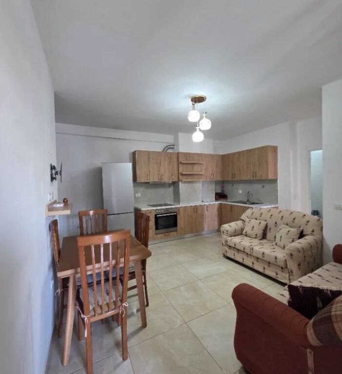 Qera | Apartament 2 + 1 | Astir | 500 €/muaj