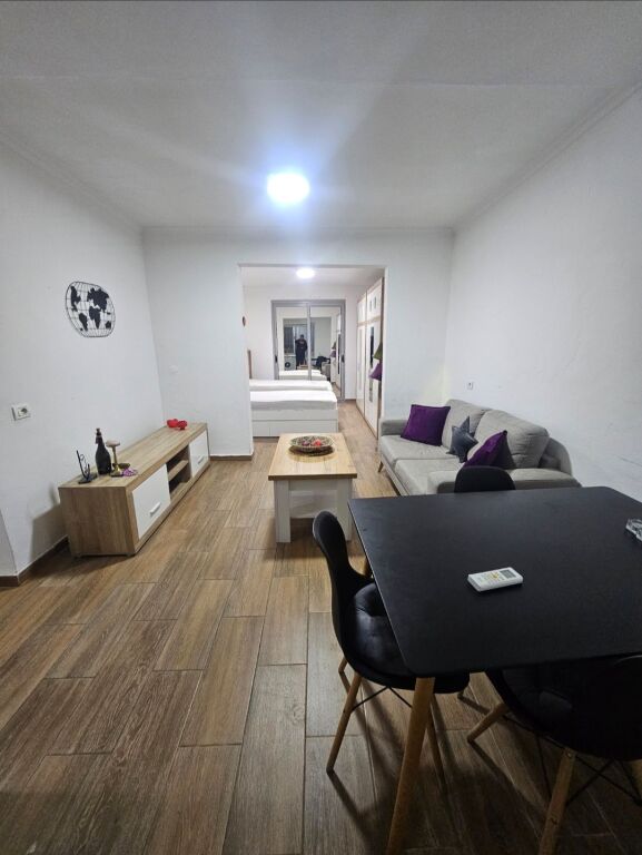 Appartamento 1+1 in affitto vetri