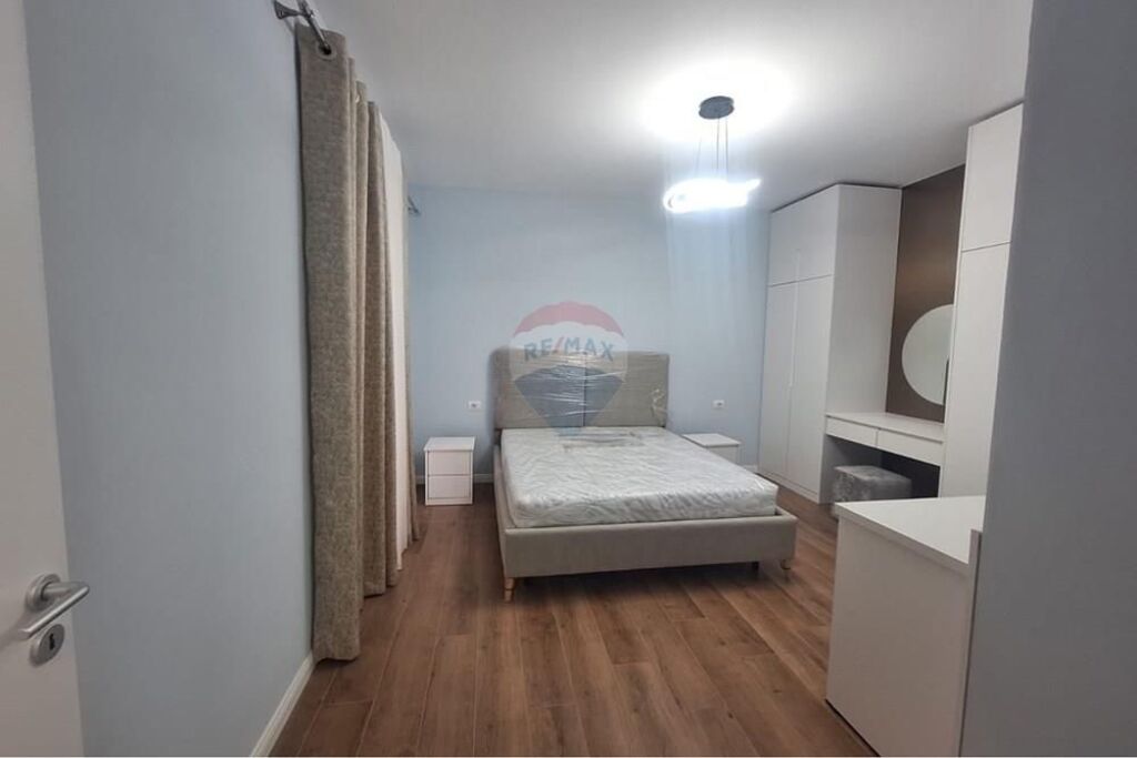 Appartamento - In Affitto - Zogu I Zi, Tirana