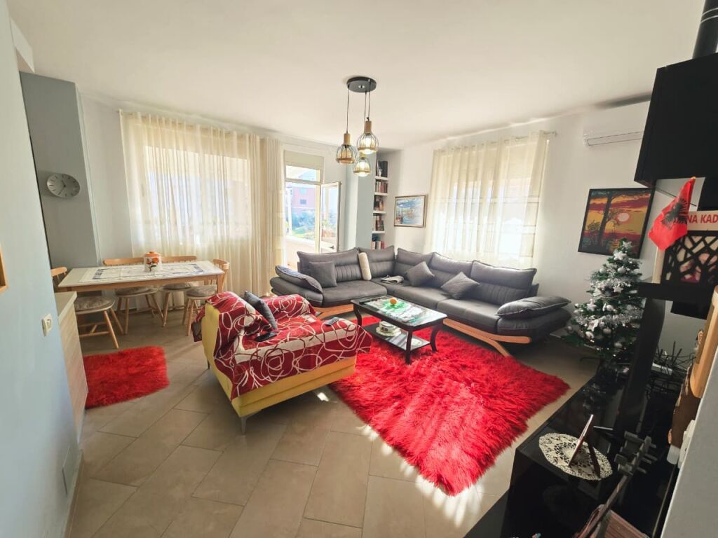 🔥Shitet super apartament 2+1 me 2 veranda tek Kodra e Diellit🔥