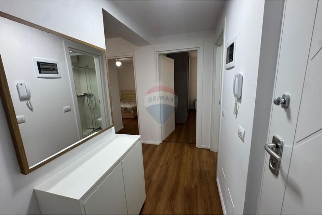Shesim Apartament 2+1+2 me Hipoteke, Rruga Elbasanit