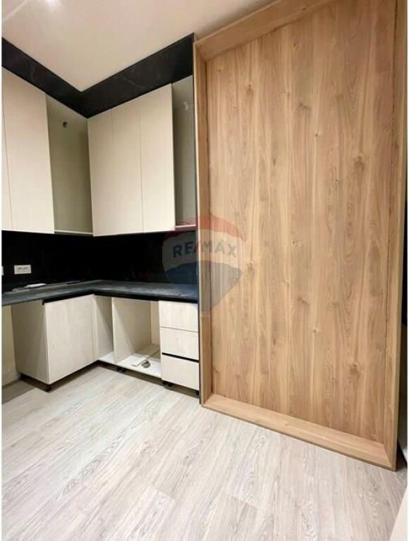 APARTAMENT 2+1 ME QIRA TE KOMPLEKSI DELIJORGJI