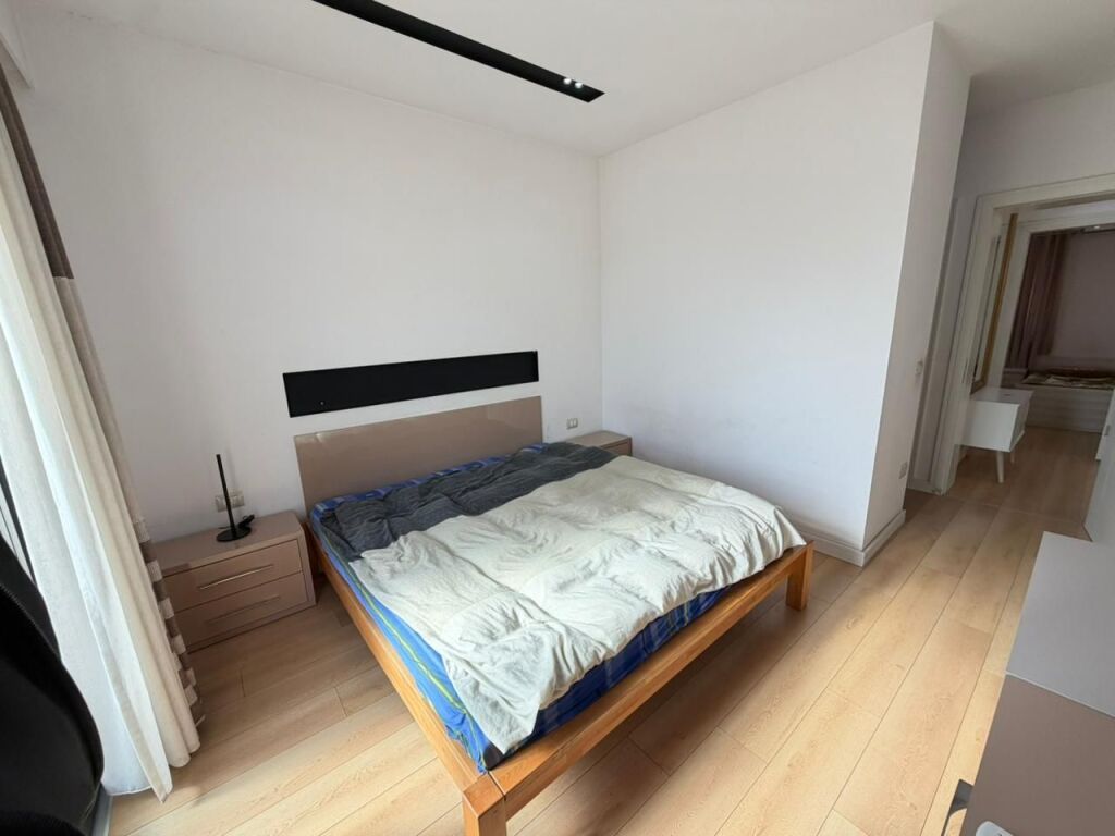 🏡 Shitet Apartament 3+1+2 me 2 ballkone 📍 Qendër Tiranë, Mine Peza (Kafe Flora)