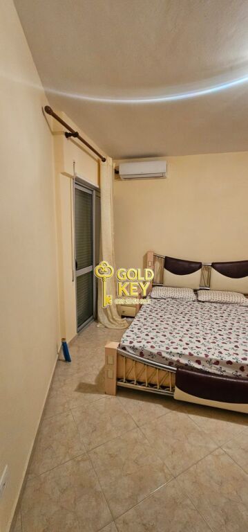 SHITET APARTAMENT 2+1 PLAZH DURRES