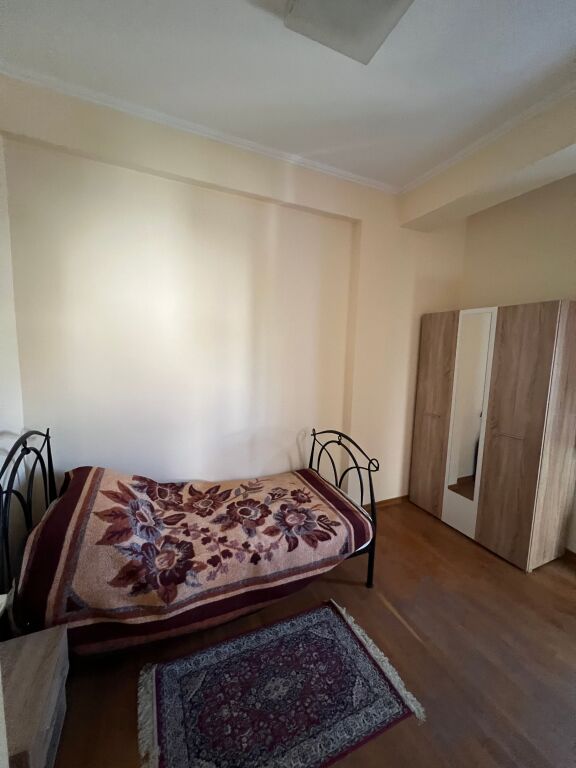 3+1+2+🅿️ for rent on Peti Street