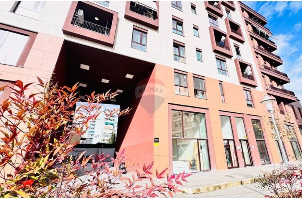 Apartament - Për Shitje - Myslym Shyri, Tiranë(ID: 530191025-265)