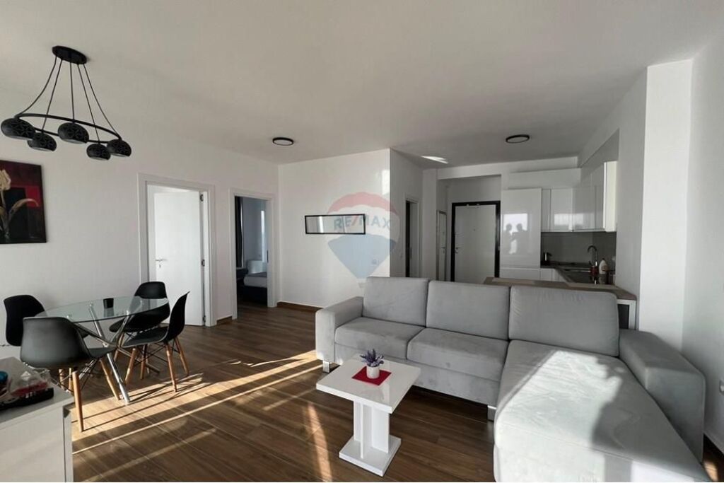 🏡 Apartament 2+1 + parkim për shitje – Shëngjin (Kune, Lezhë)