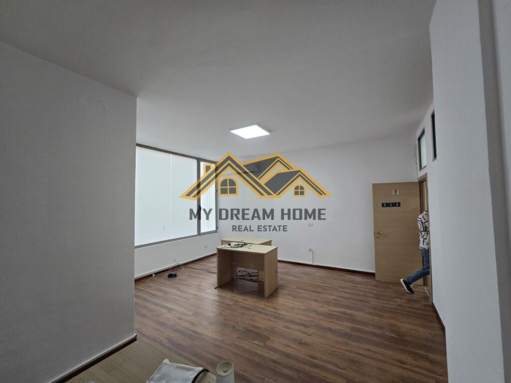 SHITET NJESI BIZNESI NE RRUGE KRYESORE PRAN KAZAZIT!