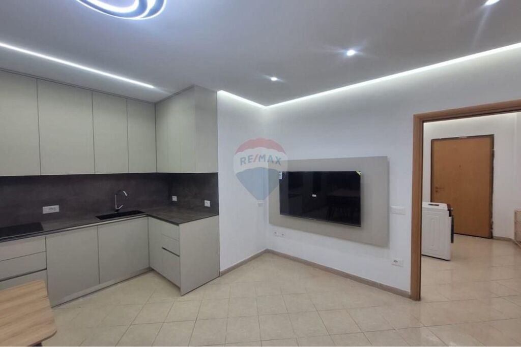 Appartamento 2+1 in affitto ad Astir