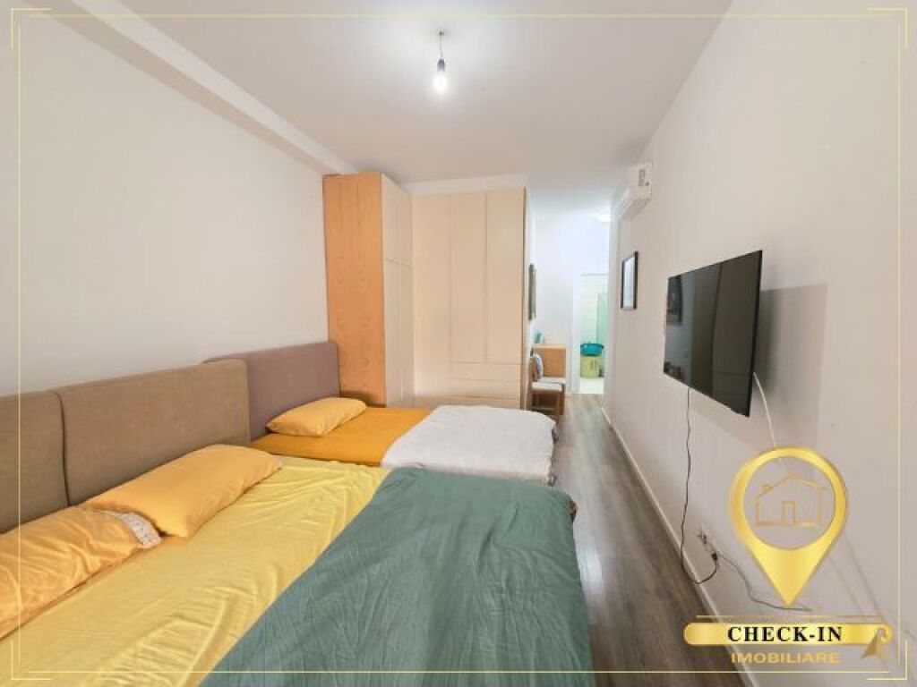 Shitet apartament 2+1+2 tek Pazari i Ri