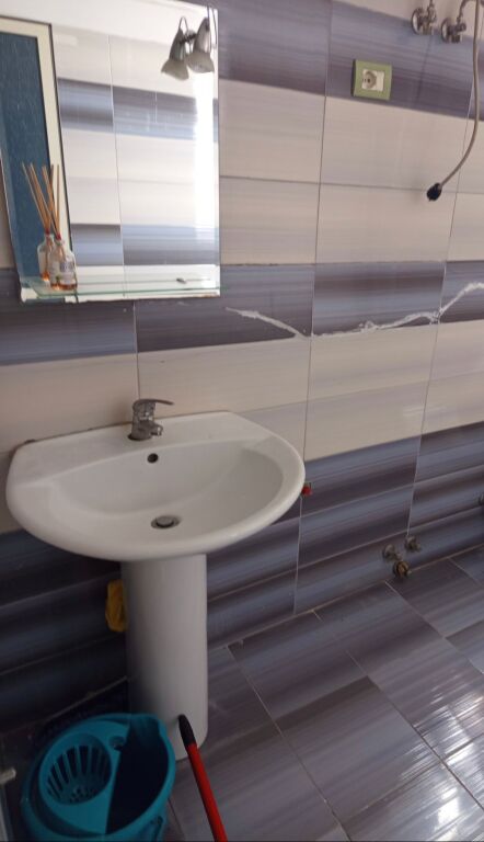 APARTAMENT 1+1. 26000 LEKE.BLACK STONE LOUNGE.RRUGA 5 MAJI