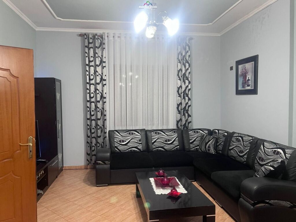 Vile Me Qera 2+1 tek Casa Italia (ID BV22509) Tirane