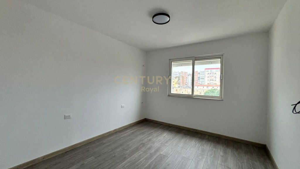 Appartamento 2+1 in vendita a Allias, di fronte alla Stazione di Polizia n. 4, Tirana - 105.000€ | 75,7 m²-105.000 EURO!