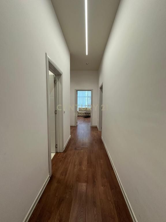 JEPET ME QIRA APARTAMENT 2+1+2 TEK VOLLGA NE DURRES