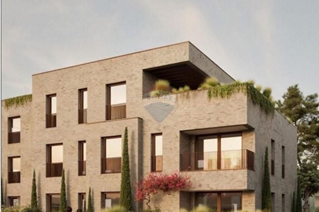 Vile me pishine ne shitje, Park Houses!